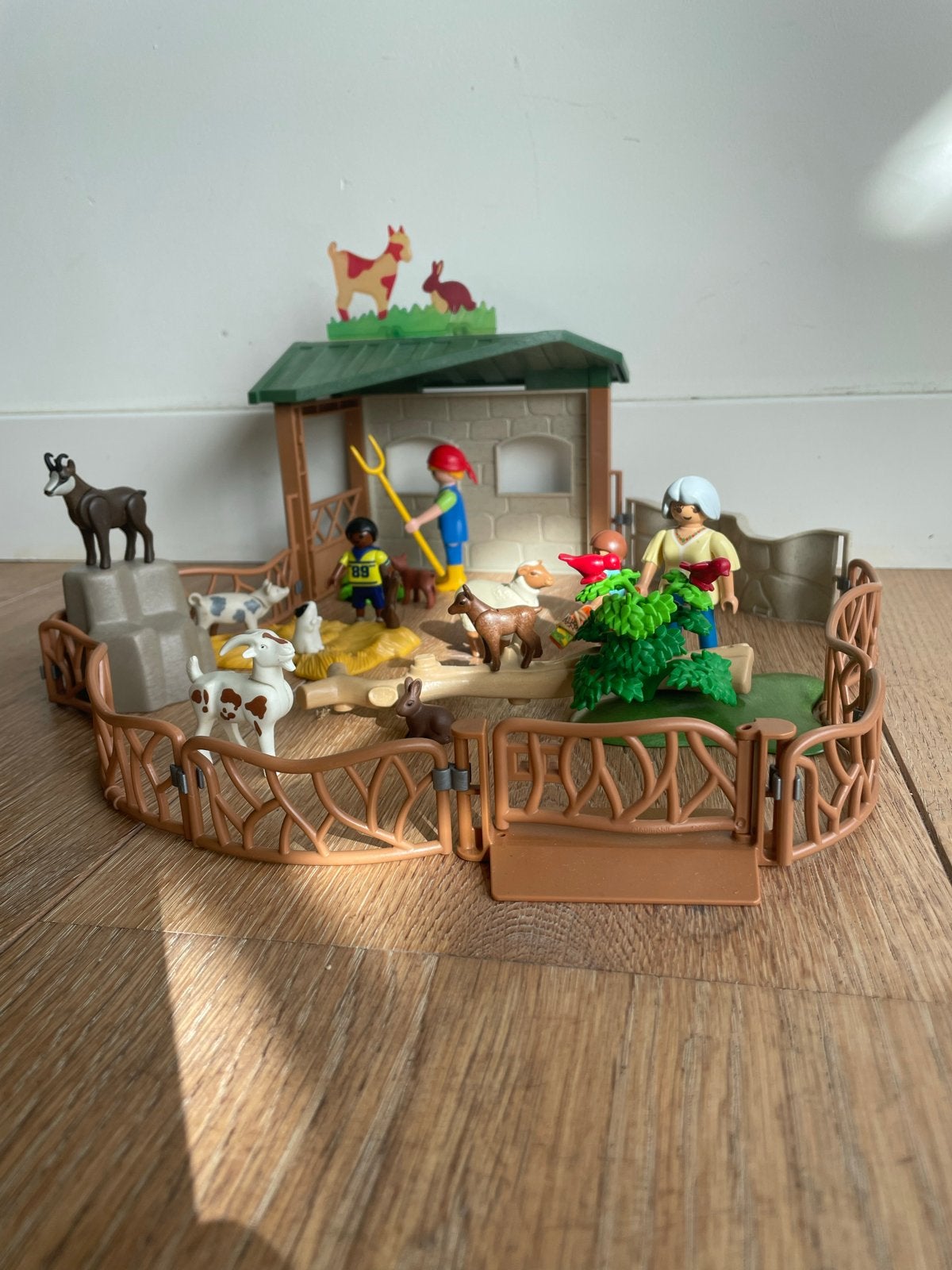 Playmobil Boerderij met dieren en figuren - set 6635, Ophalen of Verzenden, Gebruikt