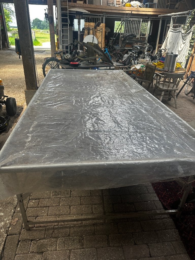 Aluminium kweektafel, Ophalen, Zo goed als nieuw