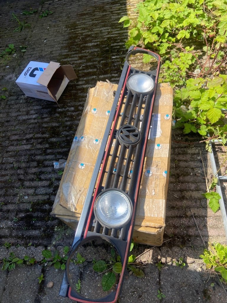 Golf 2 GTI grill Hella lampen, Auto-onderdelen, Gebruikt, Ophalen of Verzenden, Bumper, Volkswagen