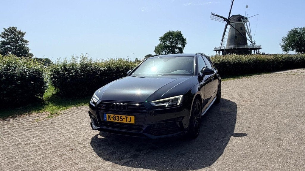 Audi A4 Avant 1.4 TFSI Sport 2x S-line All black edition, Stof, 4 cilinders, 150 pk, A4