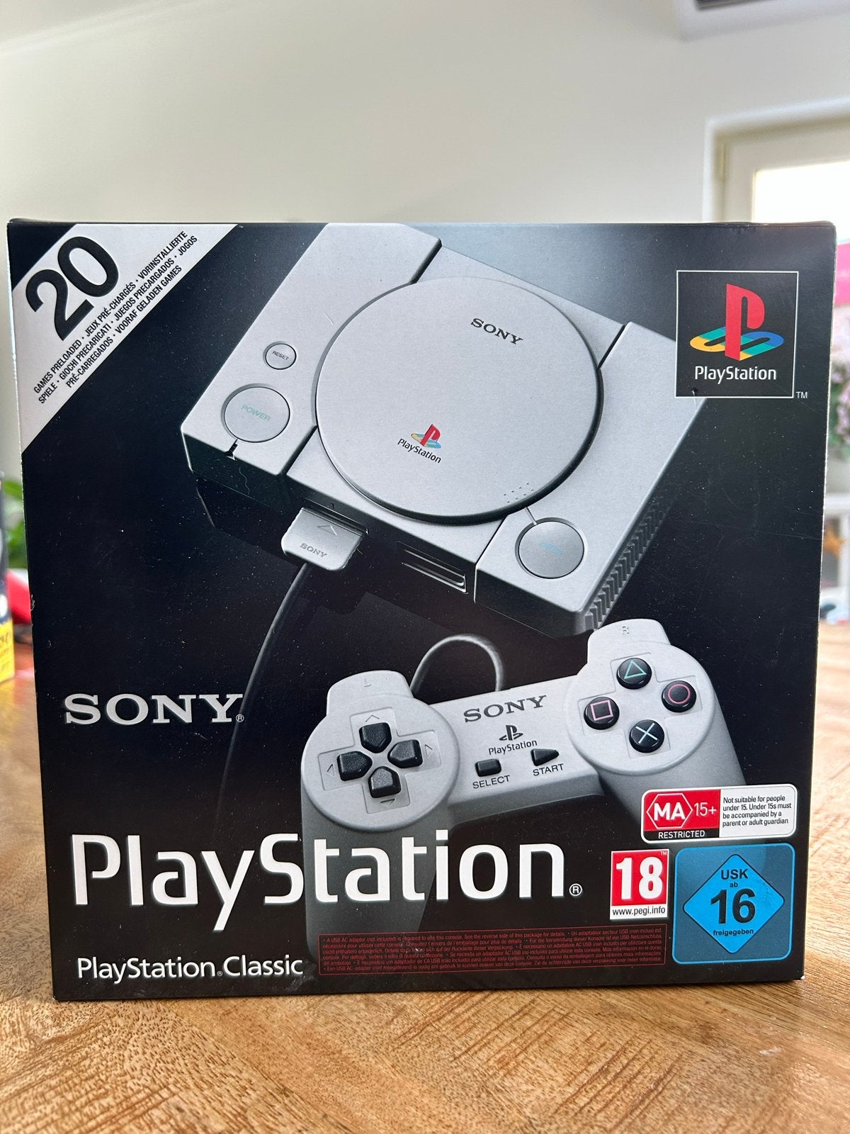 Sony PlayStation Classic Console - Nieuw in doos, Ophalen of Verzenden, Nieuw, Met 2 controllers, Met games