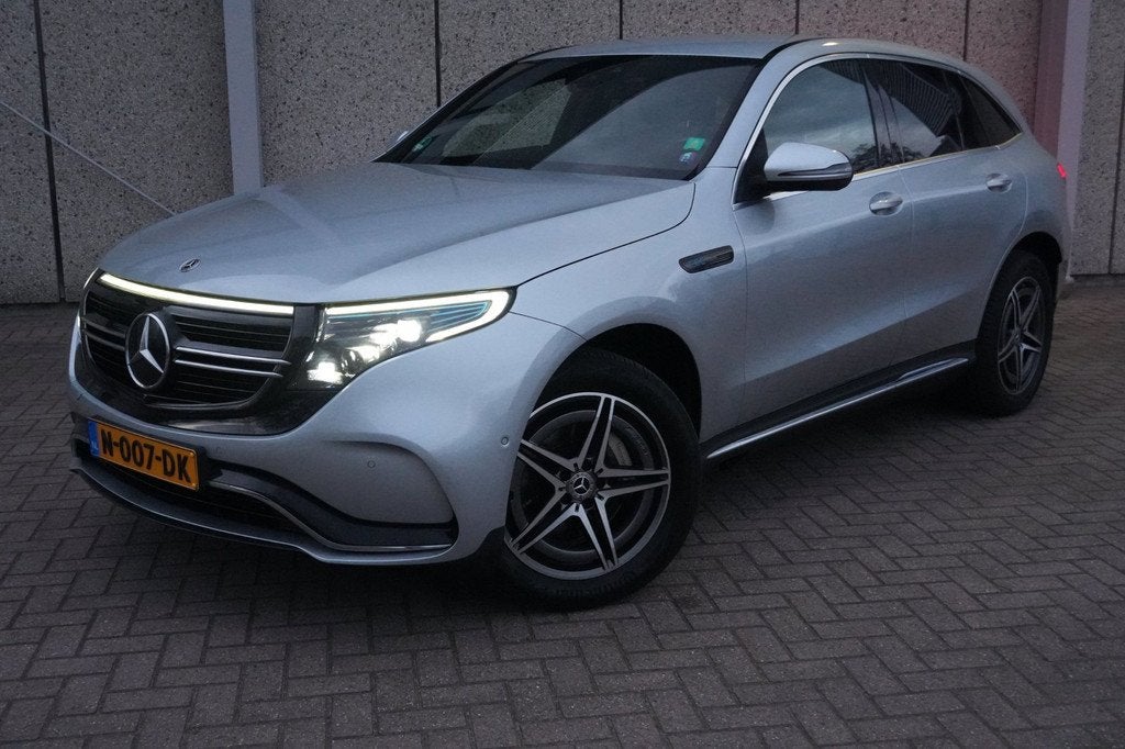Mercedes-Benz EQC 400 4MATIC Premium Plus 80 kWh AMG line SO, Auto's, Mercedes-Benz, 80 kWh, 1333 min, Vierwielaandrijving, 408 pk