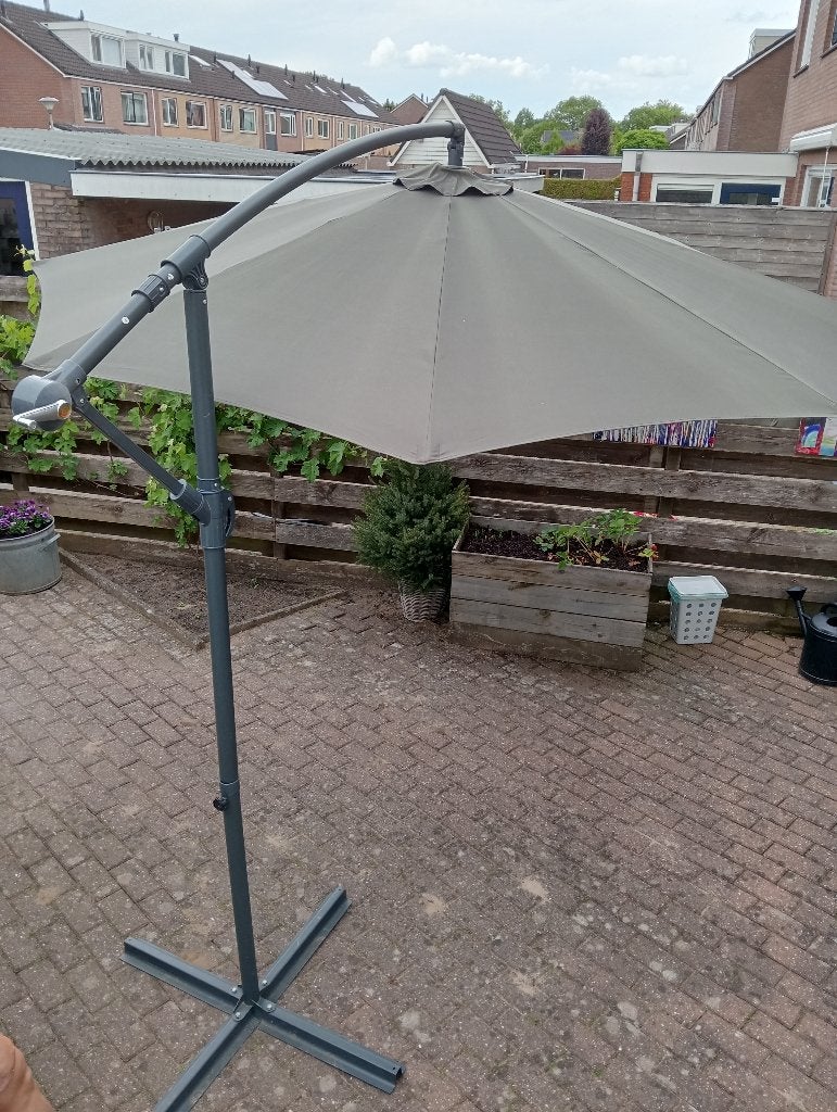 Parasol antraciet, Tuin en Terras, Parasols, Ophalen, Gebruikt, 2 tot 3 meter, Parasolvoet