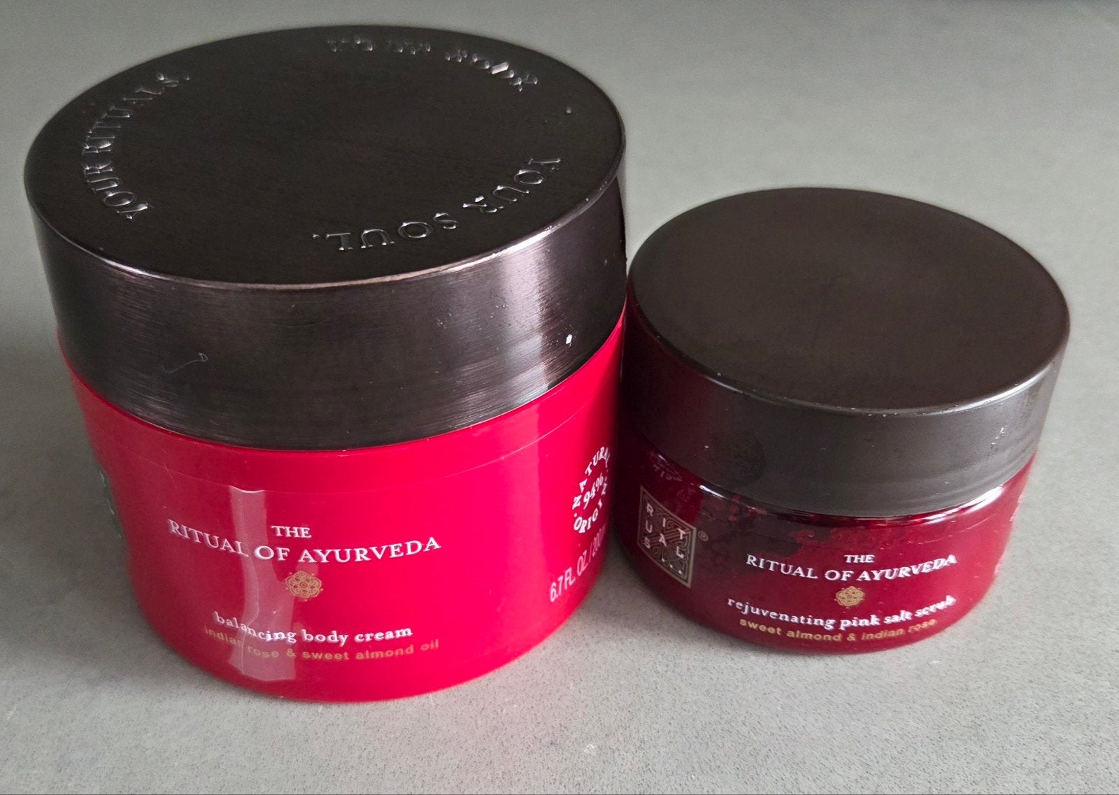 Nieuw Rituals Ayurveda body cream & body scrub, Ophalen of Verzenden, Nieuw, Bodylotion, Crème of Olie