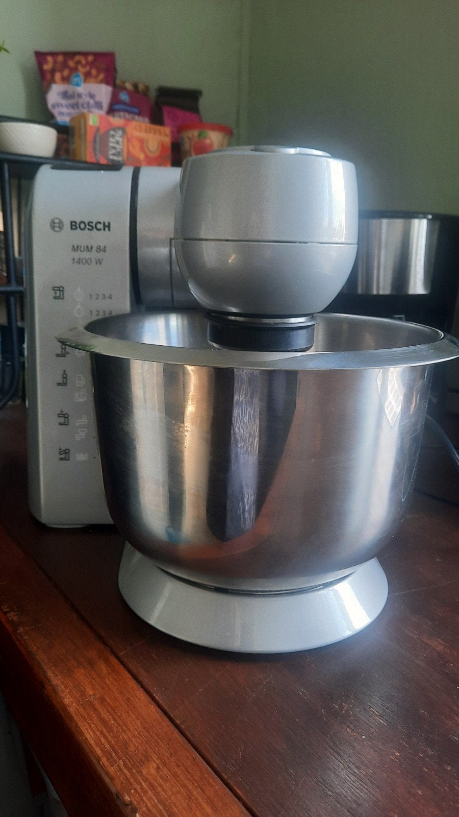 Bosch Mom 84 keukenmachine, 1 tot 2 liter, Ophalen, Gebruikt, 3 snelheden of meer