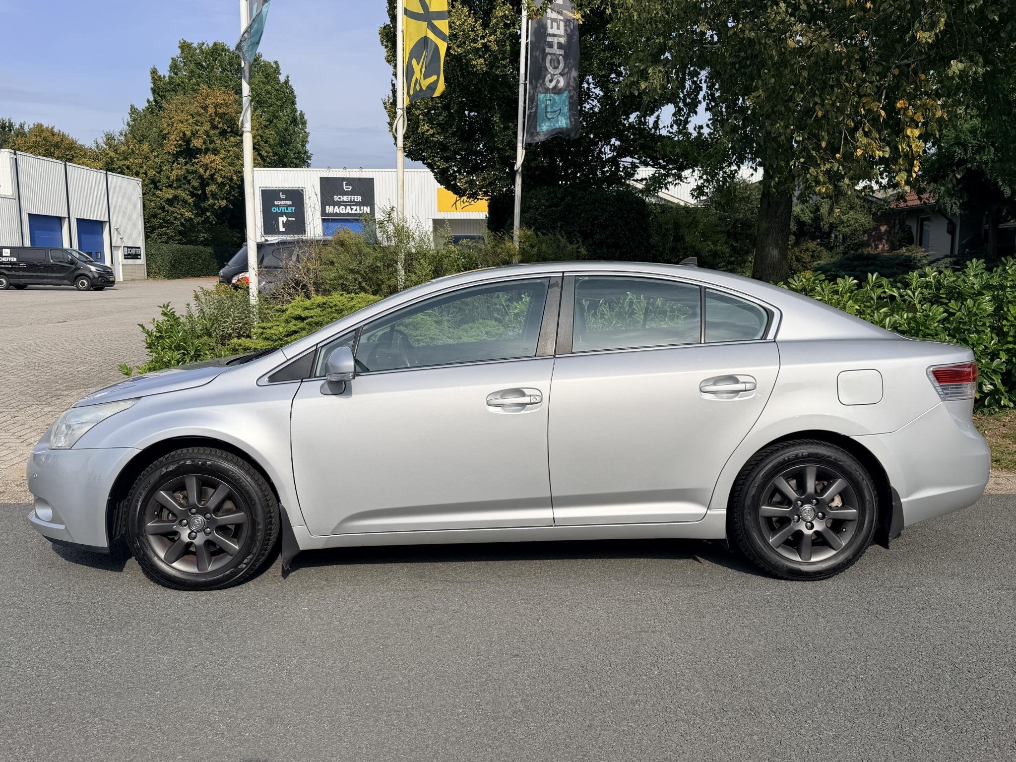 Toyota Avensis 1.8 VVTi Dynamic 147PK Automaat, 4 cilinders, 1600 kg, Sedan, Euro 4