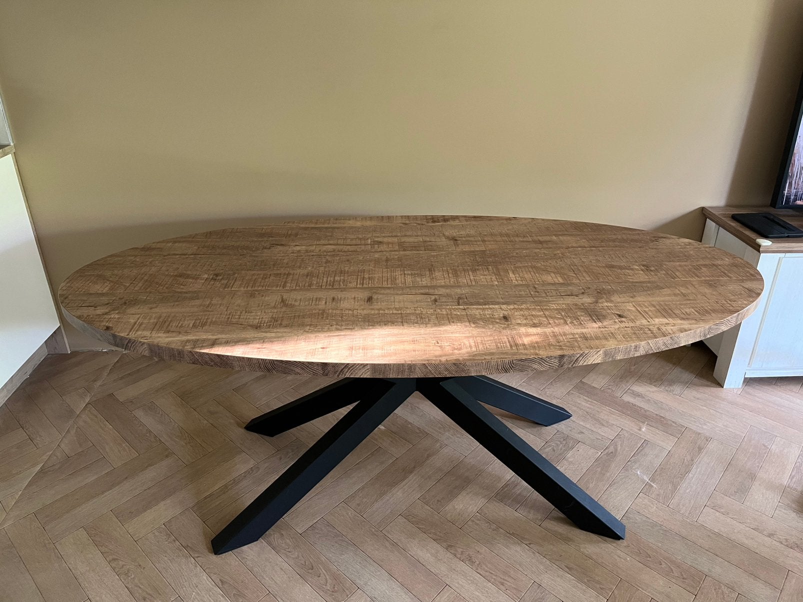 Eettafel ovaal met kruispoot, Ophalen, Gebruikt, 100 tot 150 cm, 200 cm of meer