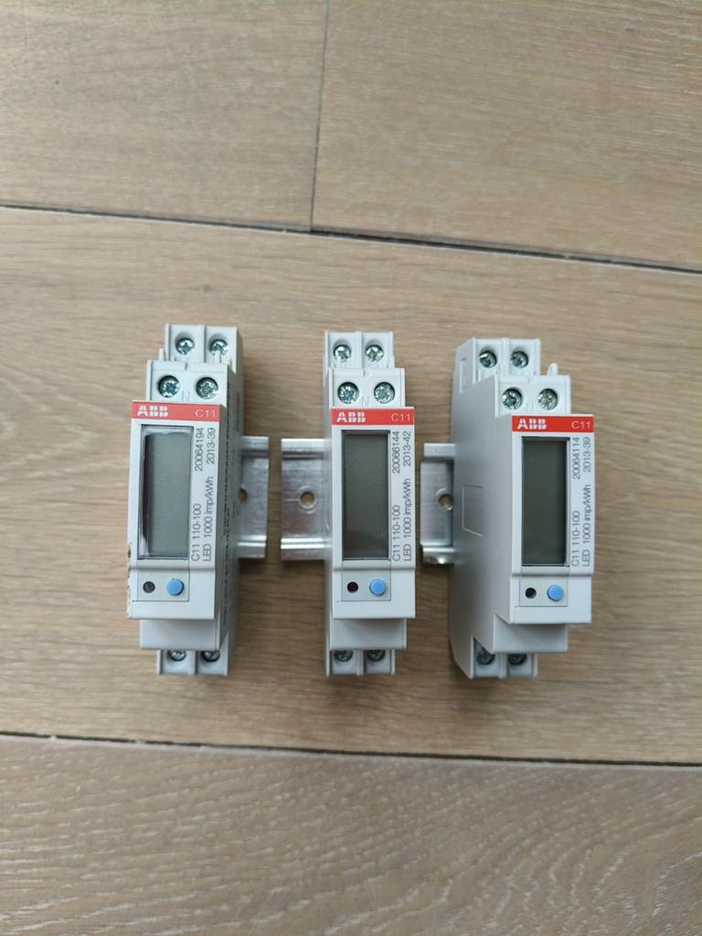 3x ABB C11 110-100 kWh meter 40A klasse B, Ophalen of Verzenden, Gebruikt, Overige typen