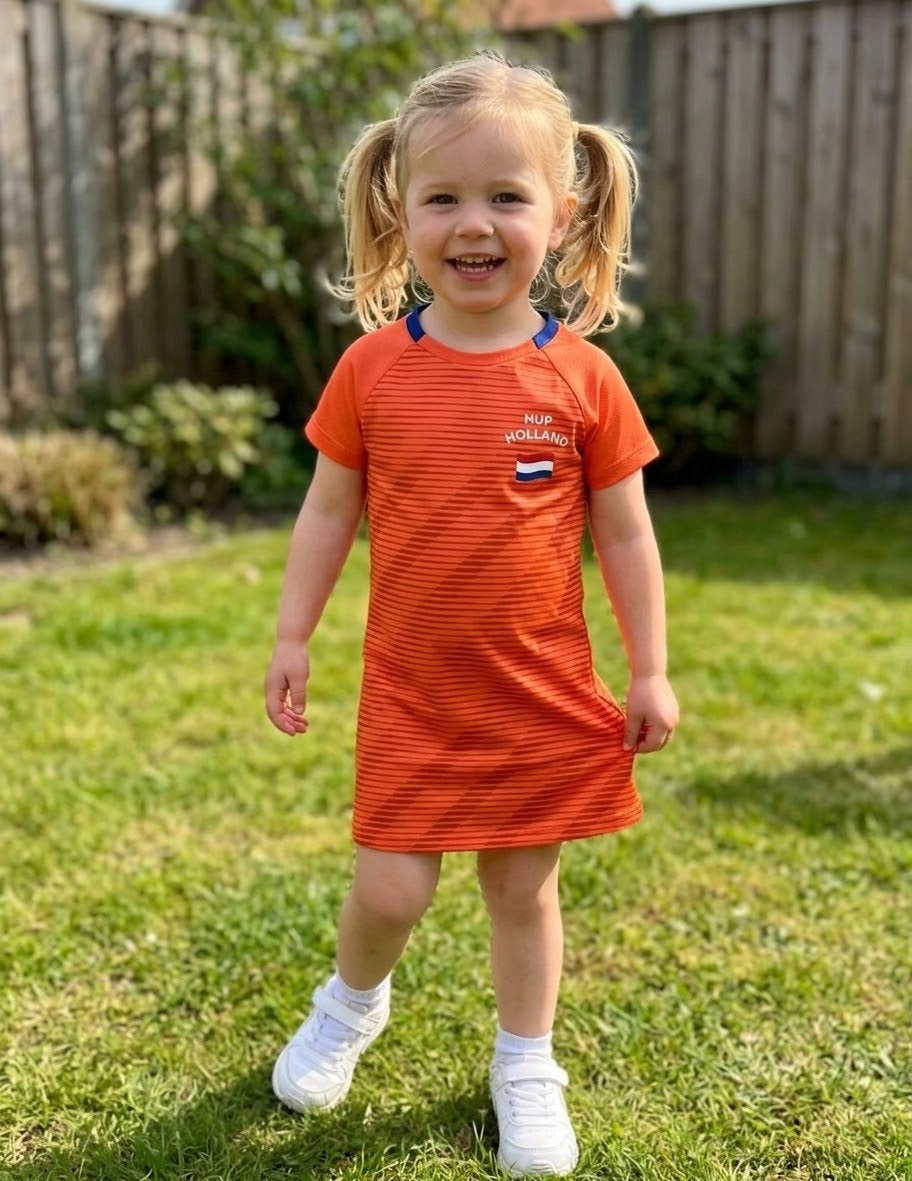 Nieuw met kaartje! HEMA Oranje "Hup Holland" jurk, Kinderen en Baby's, Ophalen of Verzenden, Nieuw, Meisje, Jurk of Rok