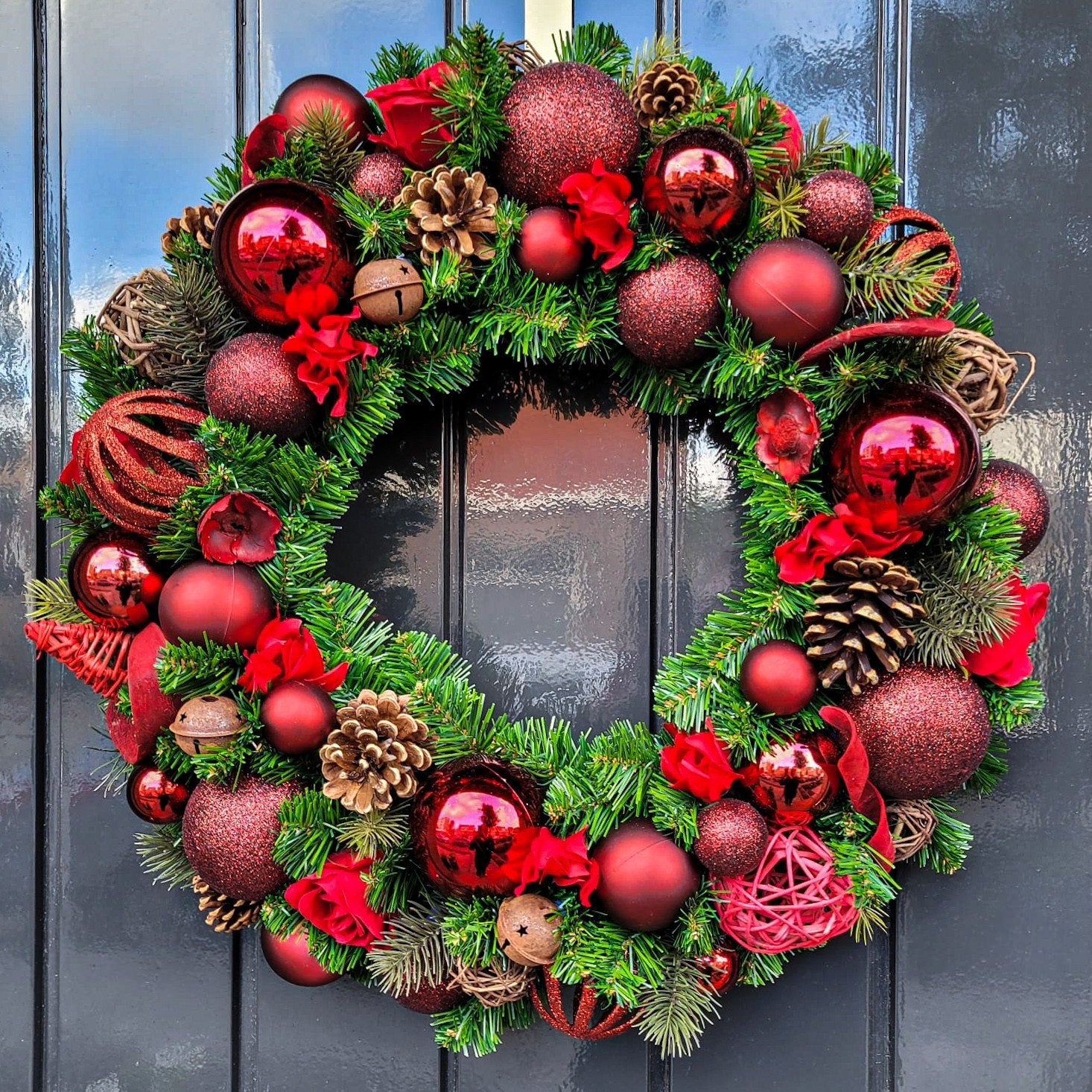 Krans donkerrood 55cm | WinterWonderDecor, Krans, Nieuw, Ophalen of Verzenden, 55 cm