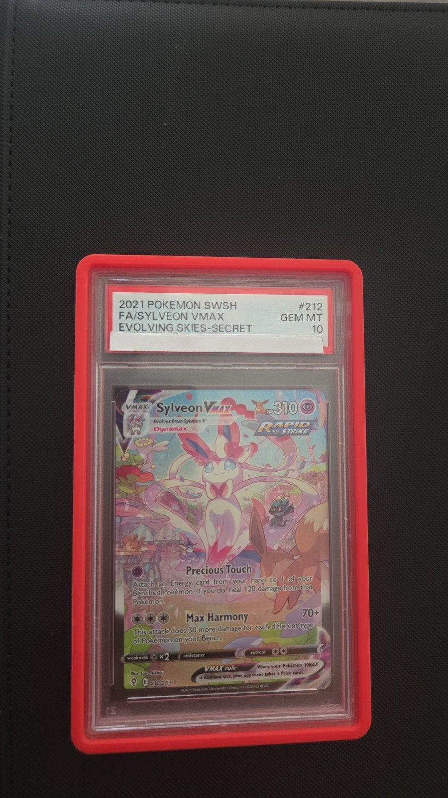 Sylveon Vmax 212 psa 10 Evolving Skies

Slab in perfecte sta, Hobby en Vrije tijd, Ophalen, Nieuw, Losse kaart