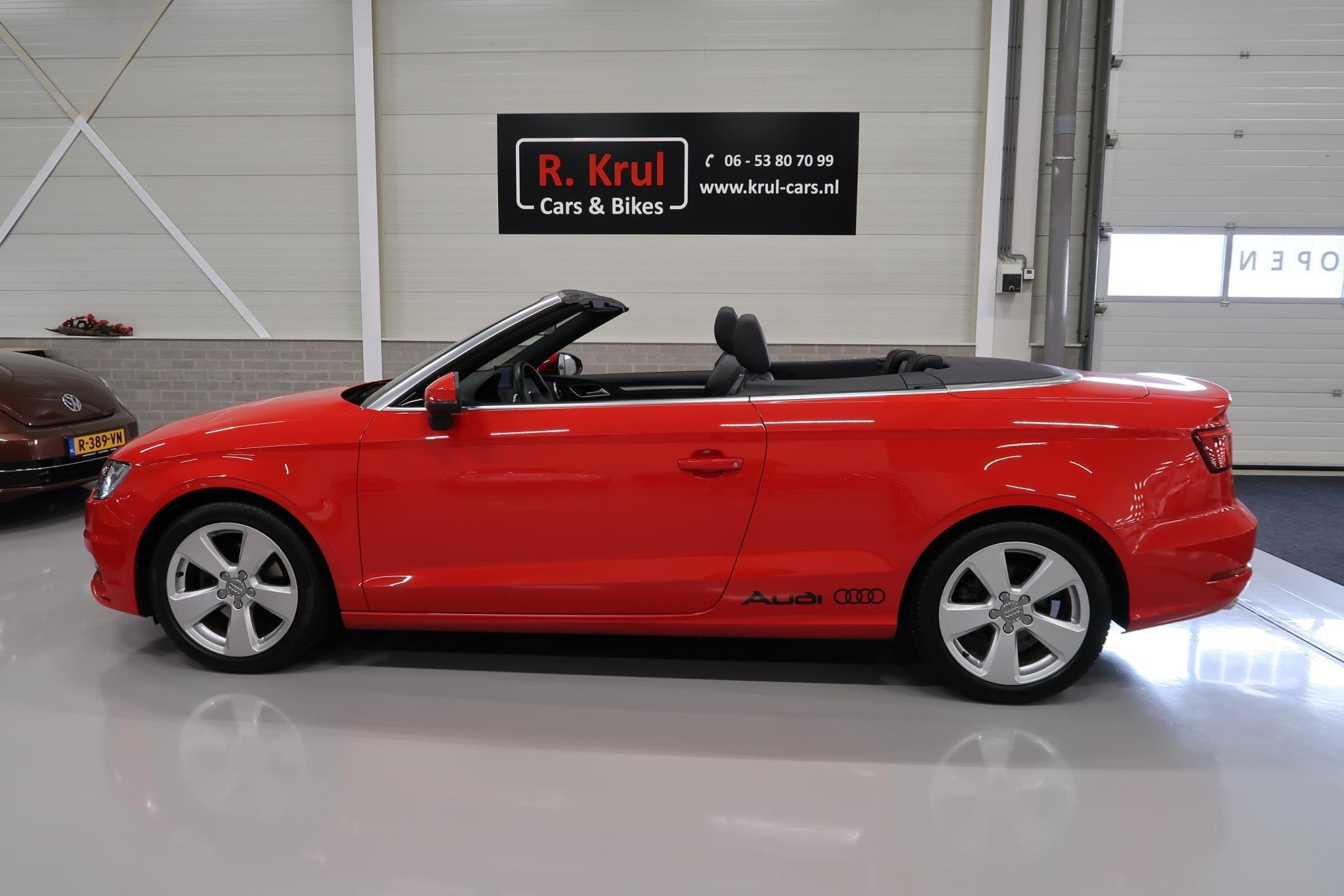 Audi A3 Cabriolet 1.4 TFSI CoD Ambiente Pro Line Plus Automa, Auto's, Dealer onderhouden, Gebruikt, 4 cilinders, 4 stoelen