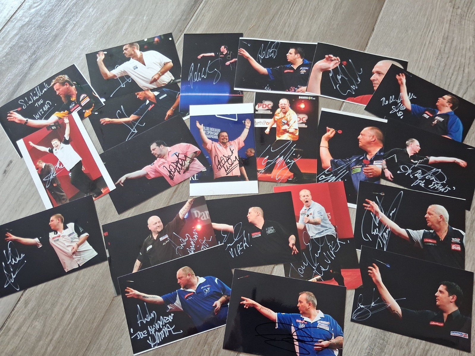 Foto's met handtekening bekende darters, Ophalen of Verzenden, Flights