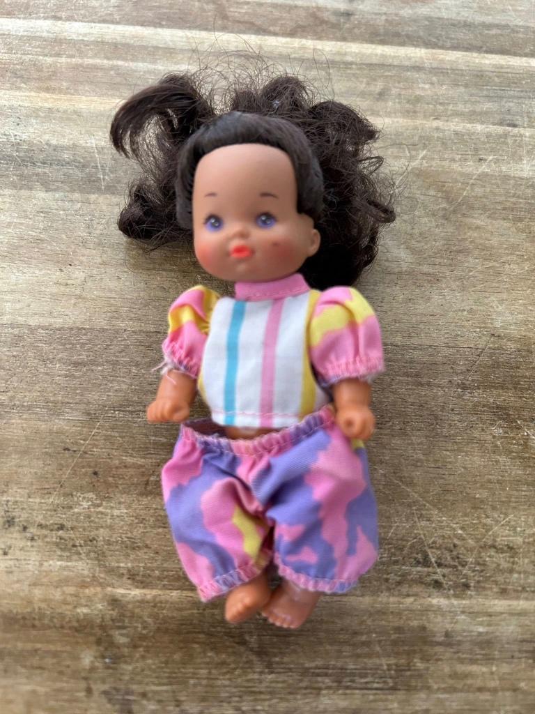 Vintage Barbie Lil Friends popje Mattel jaren 90, Ophalen of Verzenden, Gebruikt, Fashion Doll