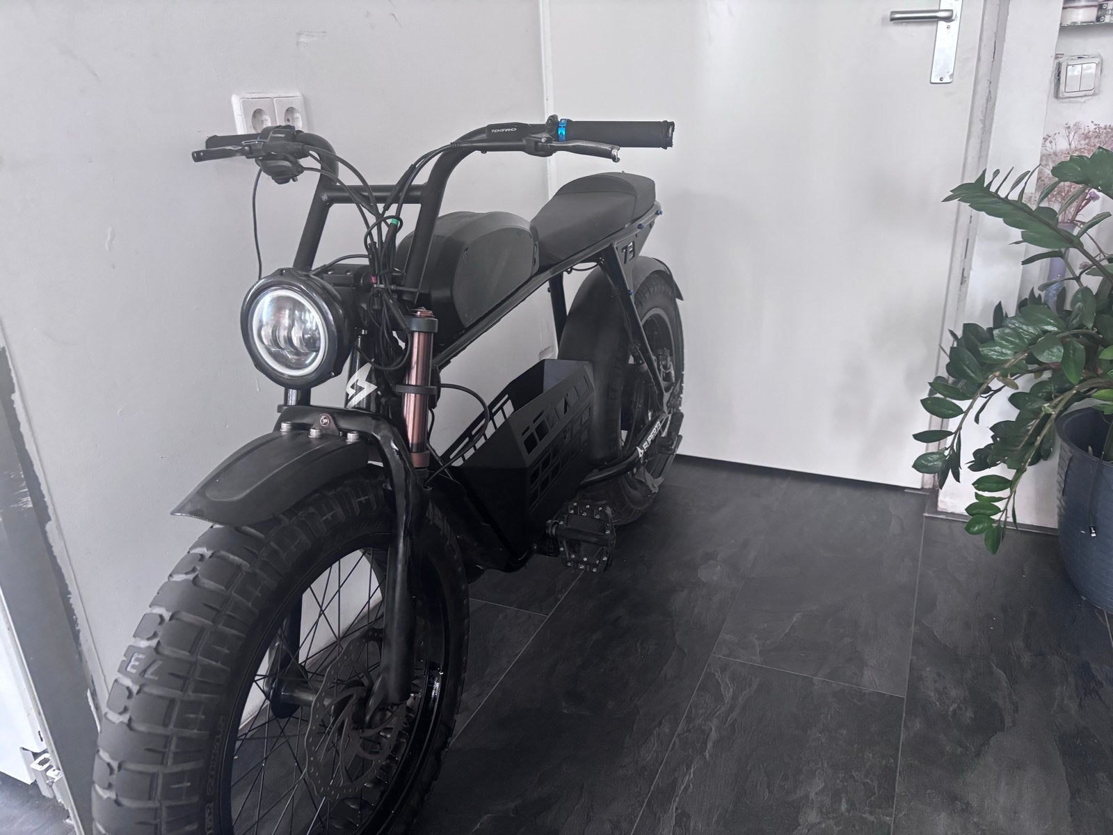 Super73 S2 met RX zadel en mandje - voorvork lek, Gebruikt, 59 cm of meer, 50 km per accu of meer, Ophalen