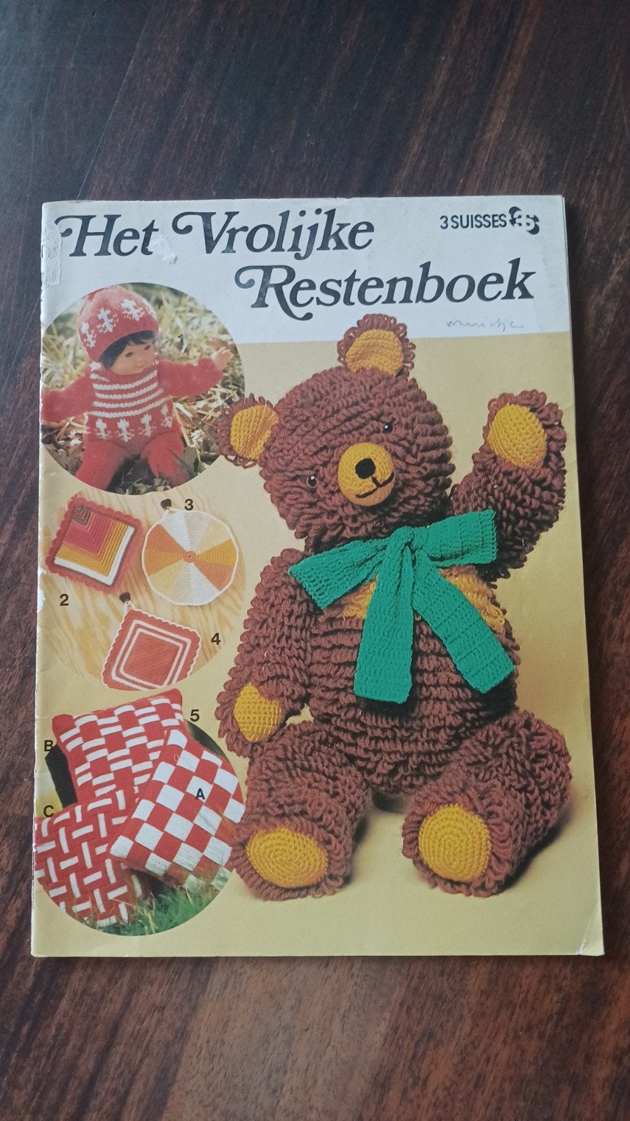 Vintage, 3 suisses,  het vrolijke restenboek, Hobby en Vrije tijd, Breien en Haken, Ophalen of Verzenden, Zo goed als nieuw, Haken