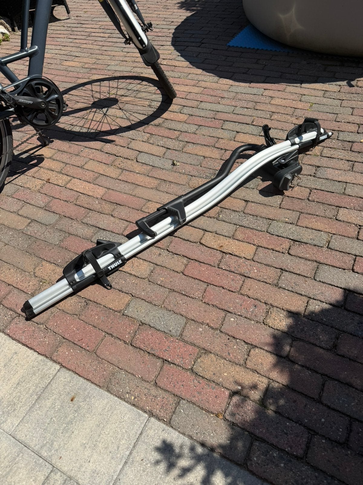Thule OutRide 561 / Fietsendrager, Ophalen of Verzenden, Zo goed als nieuw, Dakdrager