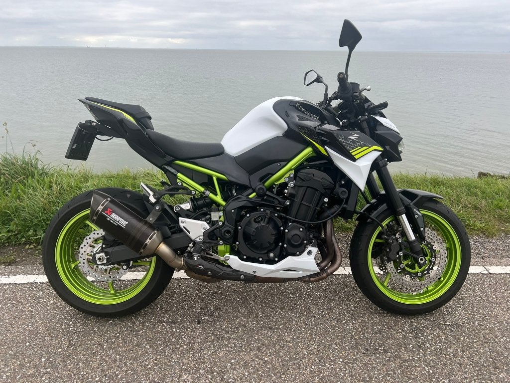 Hele gave Kawasaki Z900 Akrapovic weinig km's !, Motoren, Occasion, Motorrijbewijs A, 948 cc, Particulier