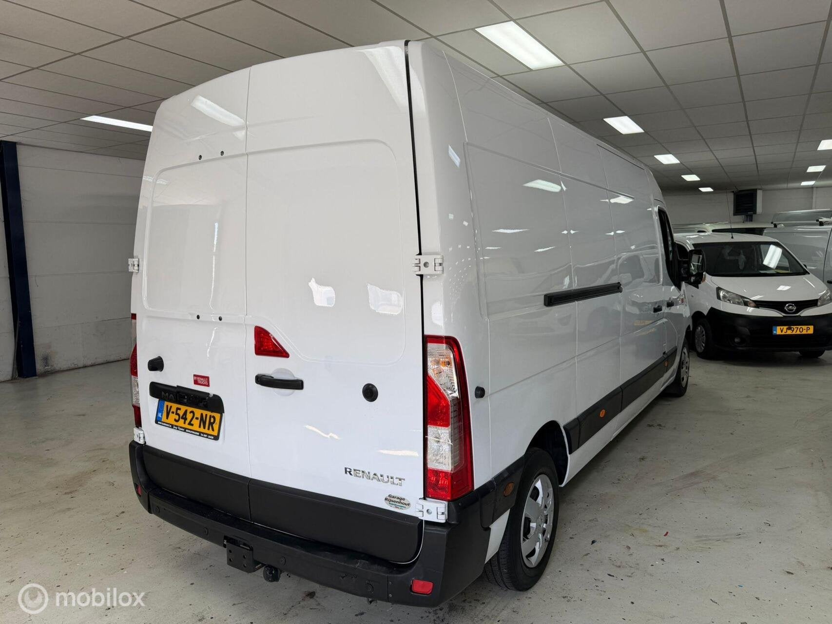 Renault Master T35 2.3 dCi L3H2 Airco Cruise, Gebruikt, Euro 6, 4 cilinders, Renault