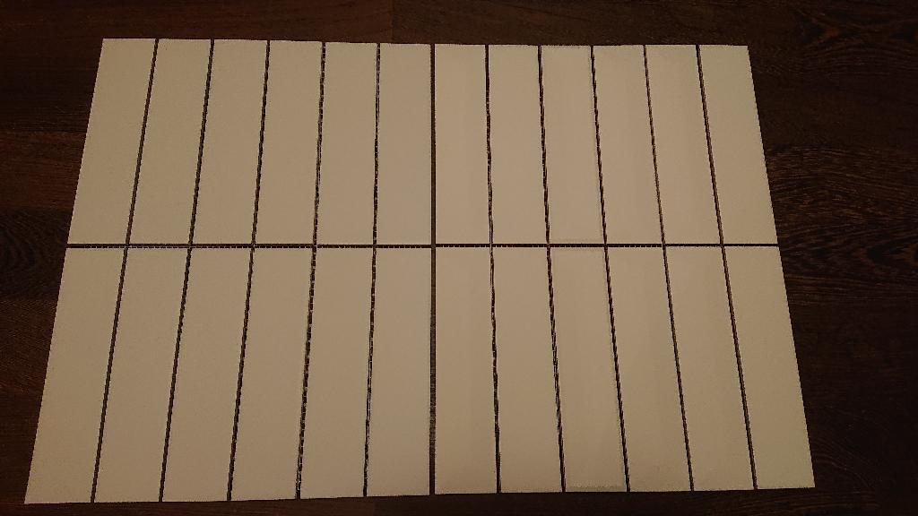 witte Flauti wandtegels (5x20cm) op mesh, Doe-het-zelf en Verbouw, Tegels, Ophalen, Nieuw, 20 tot 40 cm, Wandtegels