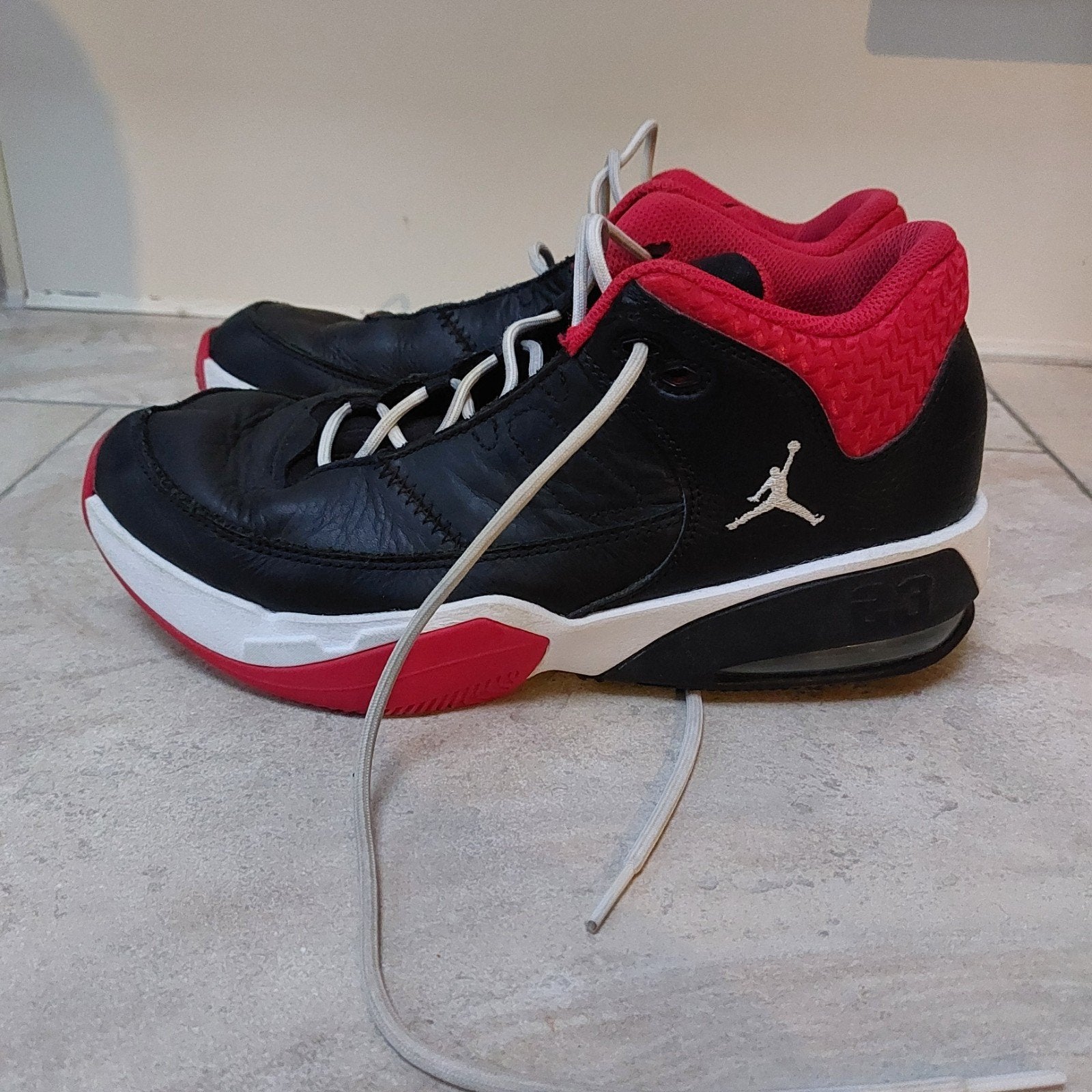 Nike Jordan Max Aura 3 maat 41, Kleding | Heren, Schoenen, Nike Jordan, Zwart, Ophalen of Verzenden, Sneakers of Gympen