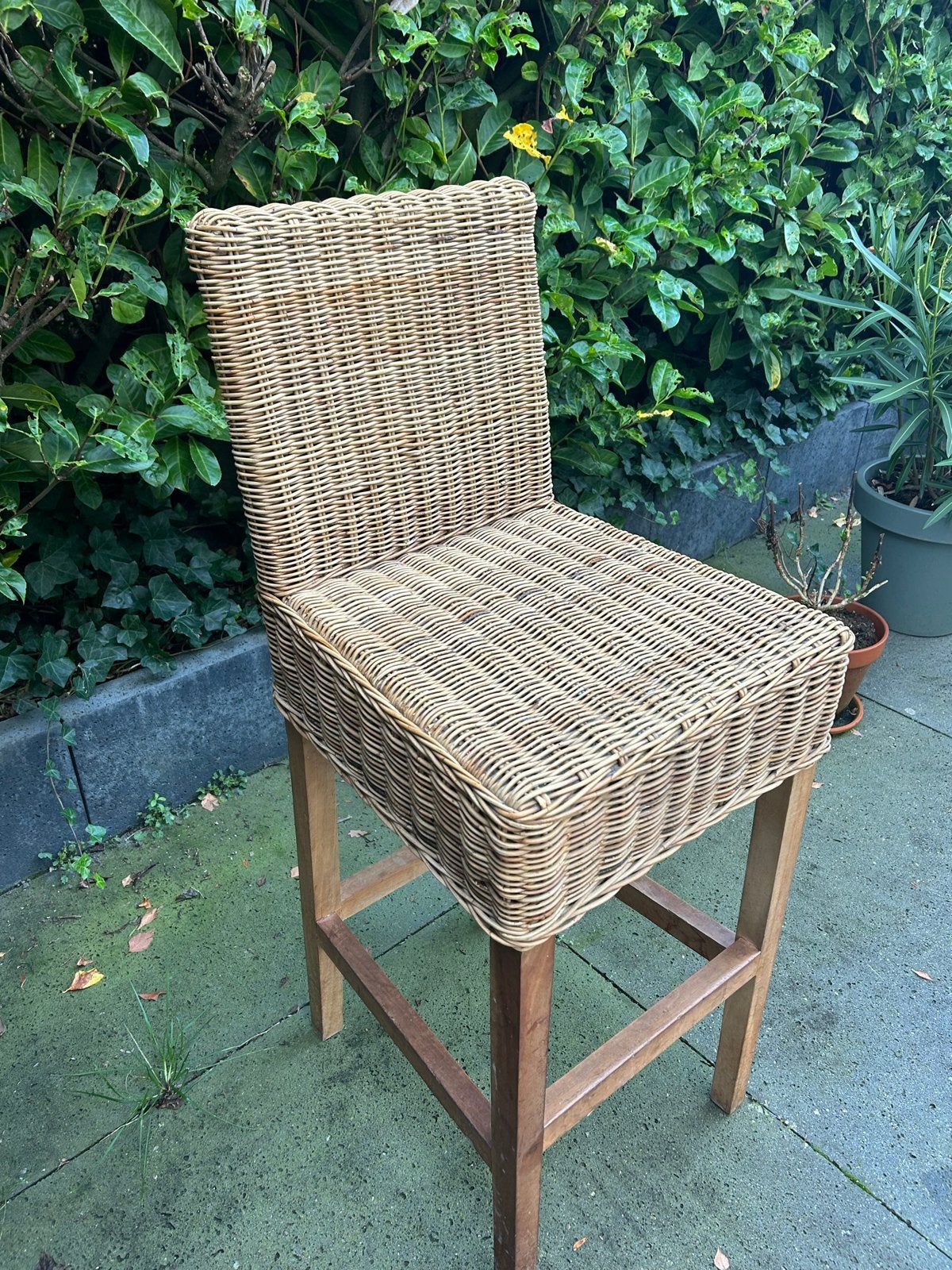 3 rotan barkrukken in prima staat