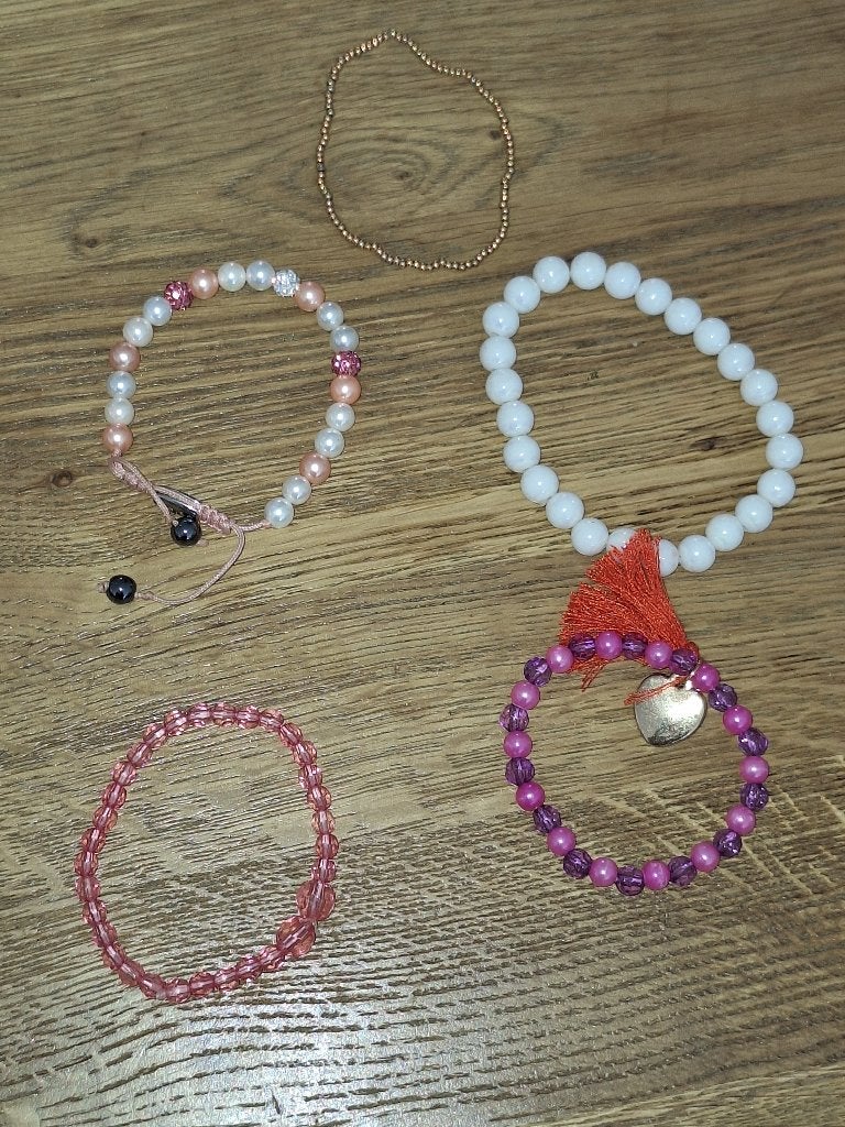 5 armbanden meisje, Kinderen en Baby's, Kindermode-accessoires, Ophalen of Verzenden, Zo goed als nieuw, Sieraden