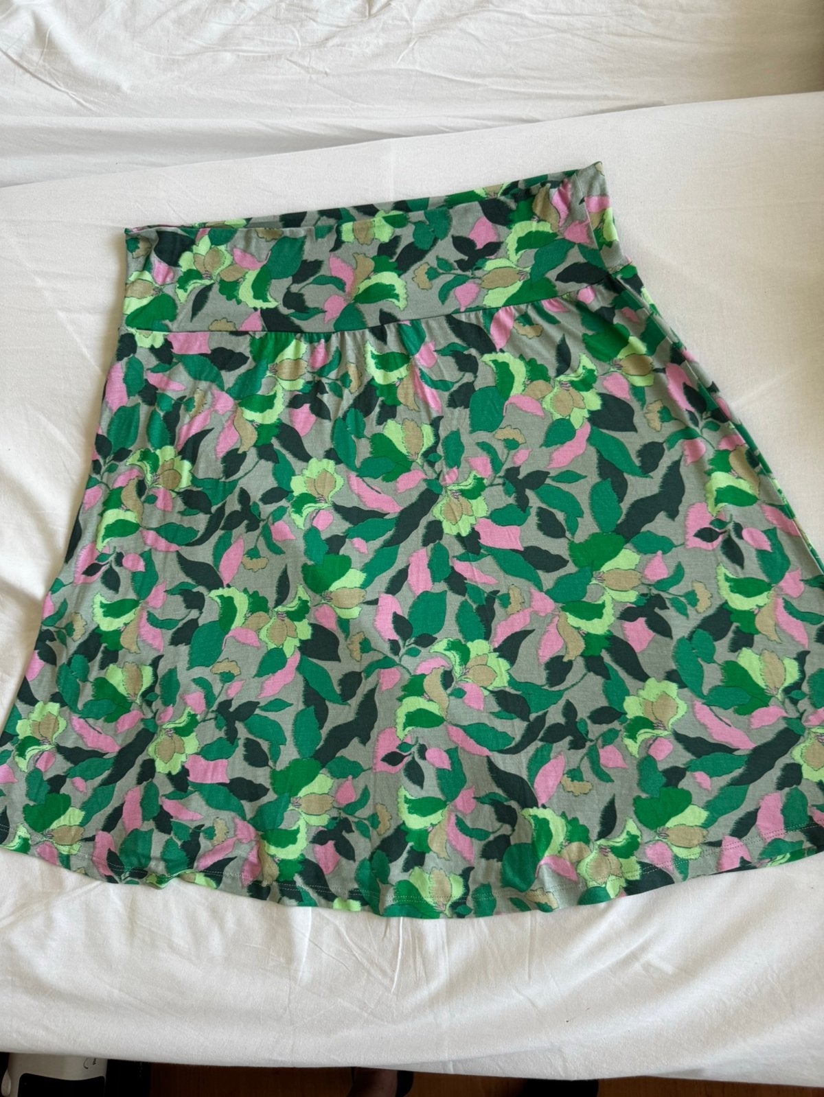 Te koop een rokje van de Hema, Kleding | Dames, Rokken, Maat 42/44 (L), Ophalen of Verzenden, Zo goed als nieuw, Boven de knie