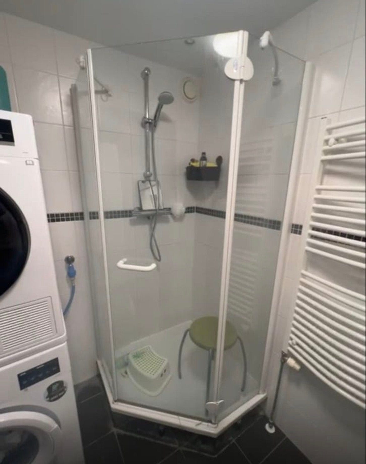 Gratis 90x90 kwartronde douchecabine met douchebak, Doe-het-zelf en Verbouw, Sanitair, Ophalen of Verzenden, Gebruikt, Glas, Douche