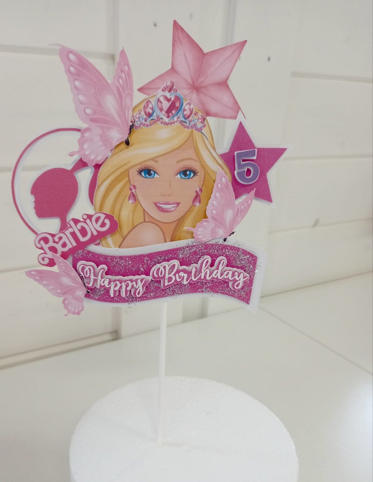 Taart steker/Taart topper Barbie thema handgemaakt
2.80, Ophalen of Verzenden, Nieuw, Taarten, Versiering
