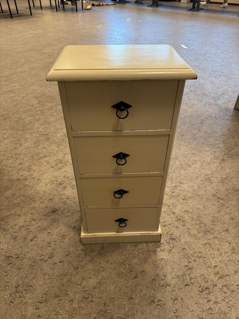 Crème ladekastje met 4 laden, Ophalen, Minder dan 50 cm, Gebruikt, 3 of 4 laden