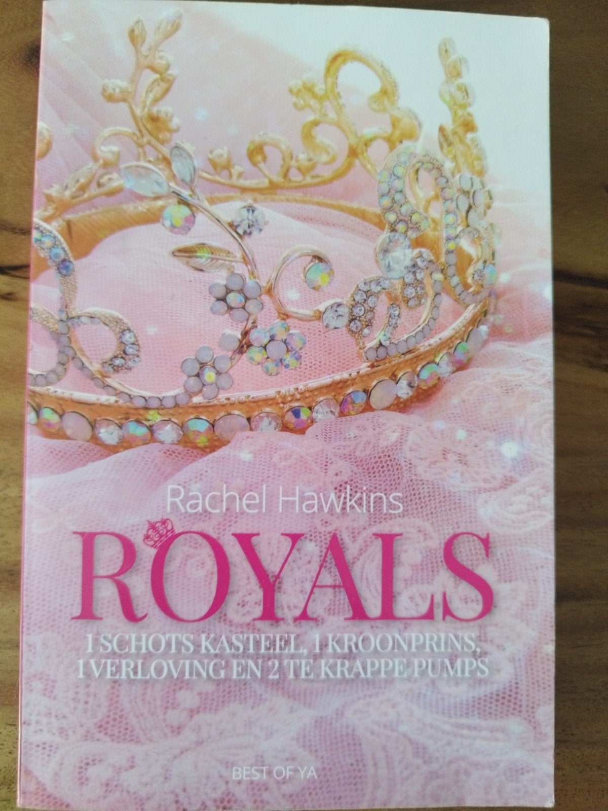 Royals - Rachel Hawkins (Best of YA), Ophalen of Verzenden, Zo goed als nieuw, Rachel Hawkins, Nederland