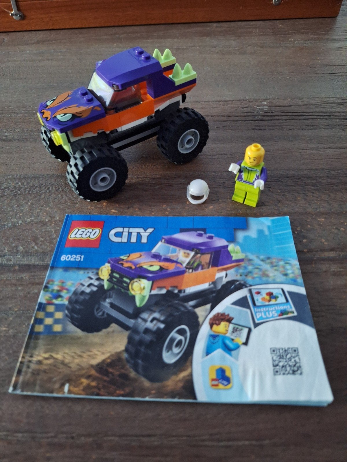 LEGO City Monstertruck 60251 met minifig, compleet!uur en bo, Ophalen, Gebruikt, Overige merken