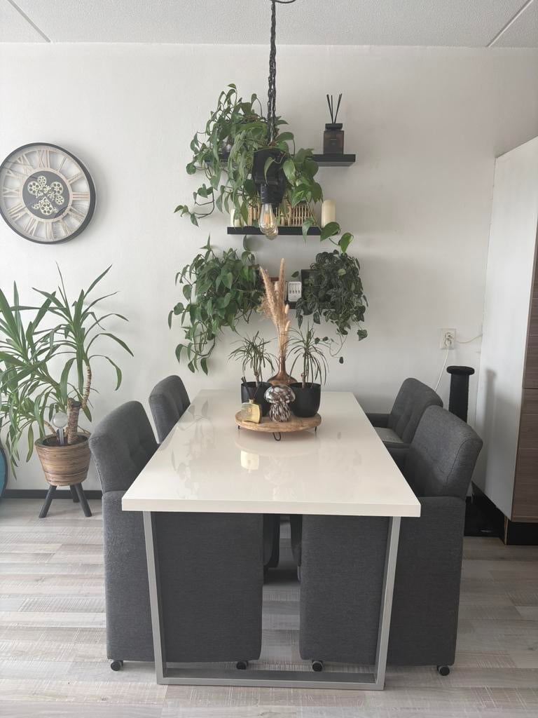 Hoekbank, eettafel en stoelen, Huis en Inrichting, Complete inboedels, Ophalen