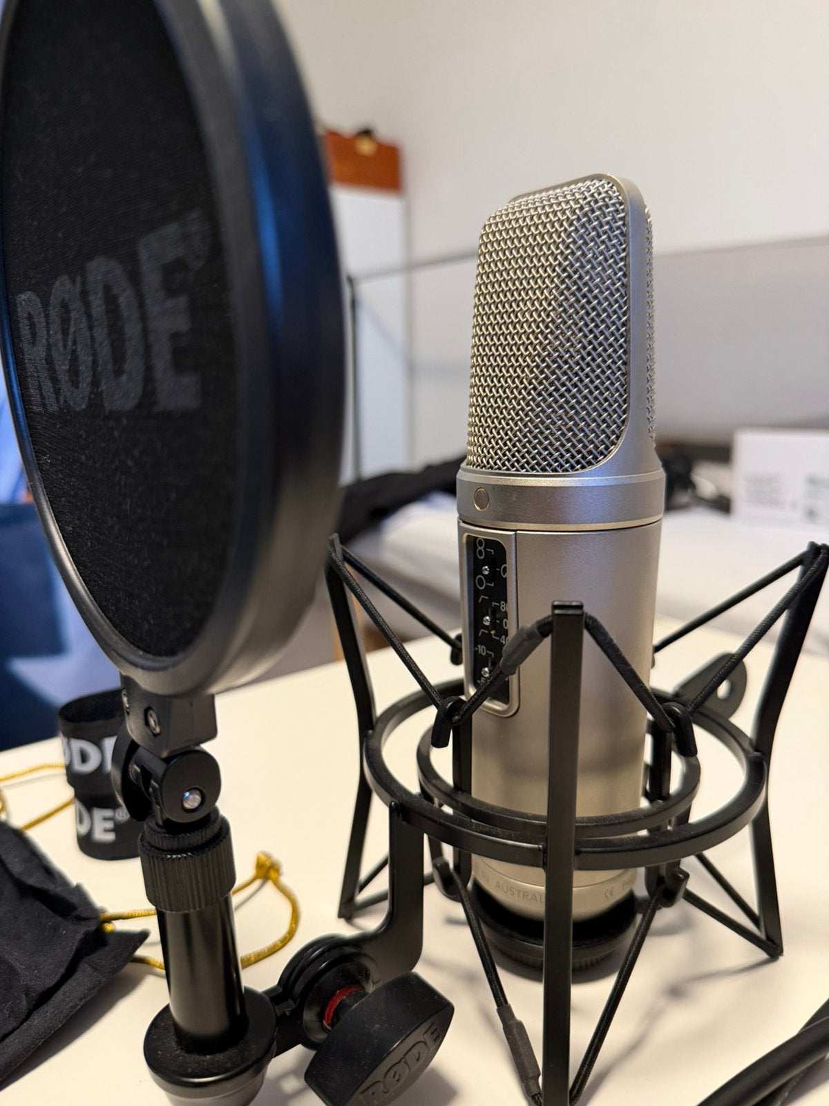 RØDE NT2 A condensator studio microfoon, Muziek en Instrumenten, Microfoons, Ophalen of Verzenden, Zo goed als nieuw, Studiomicrofoon