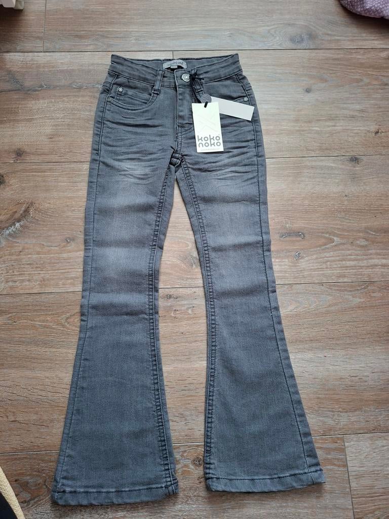 Nieuwe flaredbroek maat 122, Koko Noko, Broek, Meisje, Nieuw, Ophalen of Verzenden