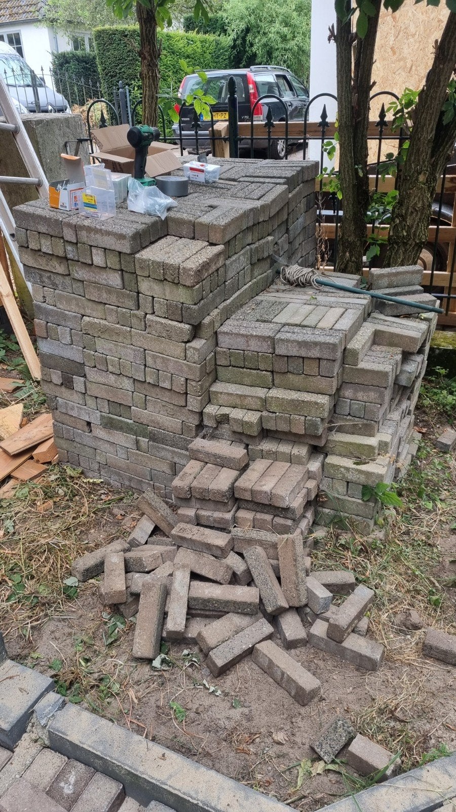 Betonklinkers waalformaat ongeveer 50 m2, Tuin en Terras, Tegels en Klinkers, Ophalen, Beton, Klinkers