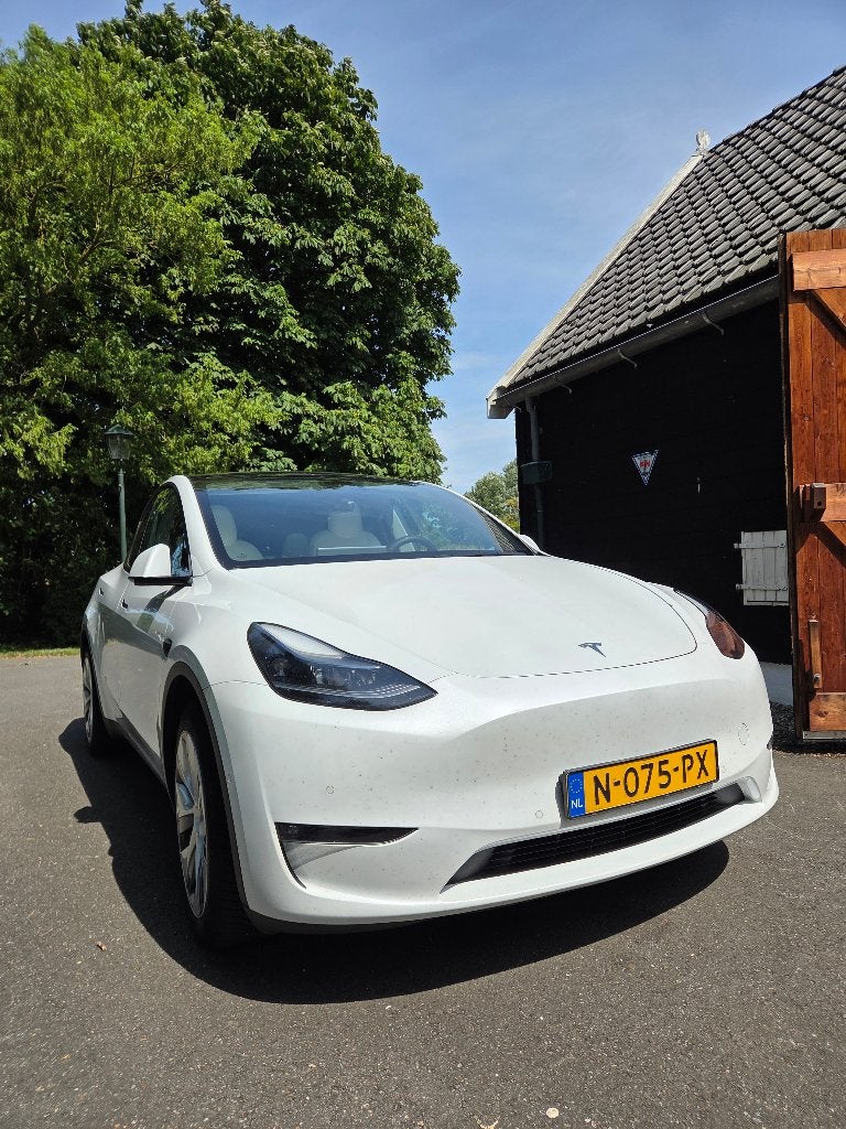 Tesla Model Y long range, Auto's, Tesla, Automaat, Wit, Origineel Nederlands, Vierwielaandrijving