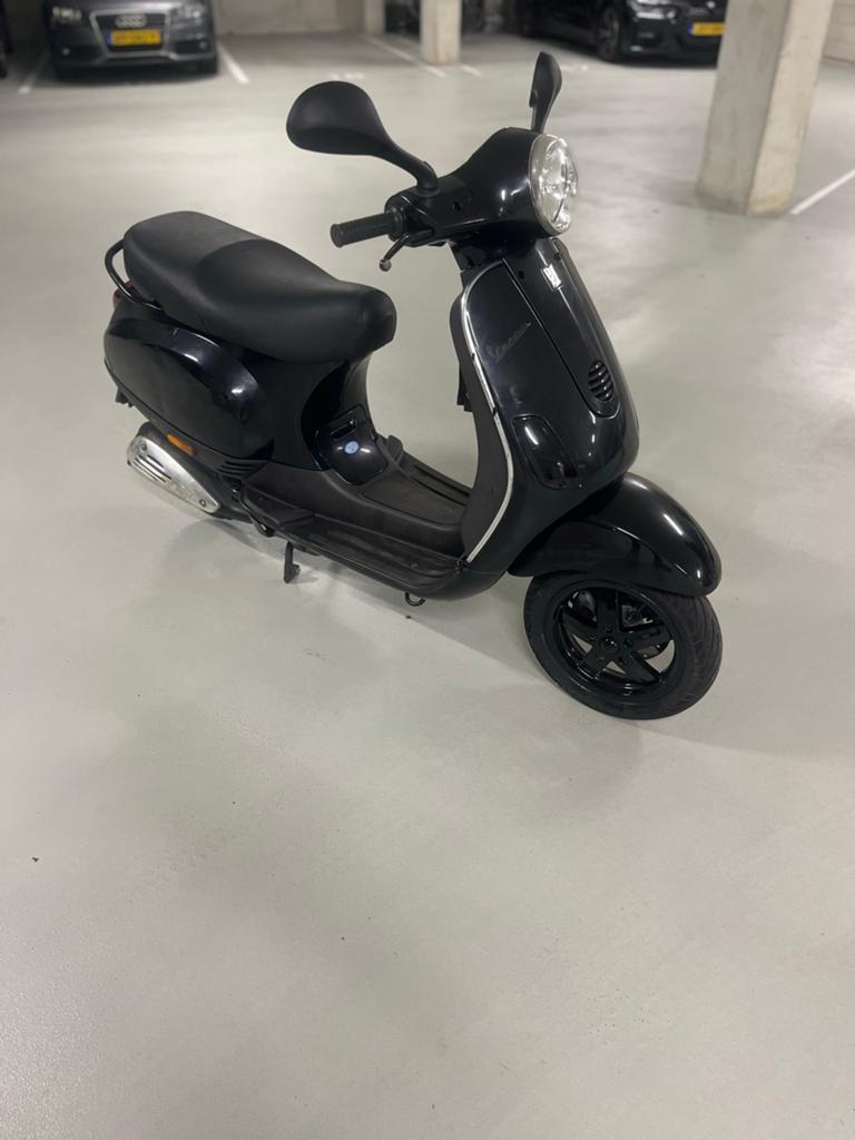 Vespa LX 70cc 2t Scooter - Zwart, Tweetakt, Gebruikt, Ophalen of Verzenden, Vespa LX