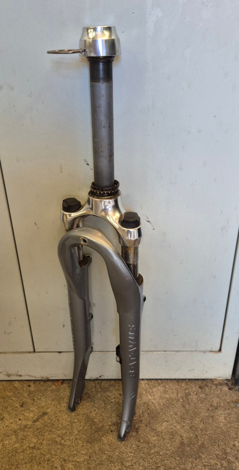 Te koop: Batavus verende voorvork (grijs) – Compleet met bal, Ophalen, Gebruikt, Elektrische fiets, Batavus