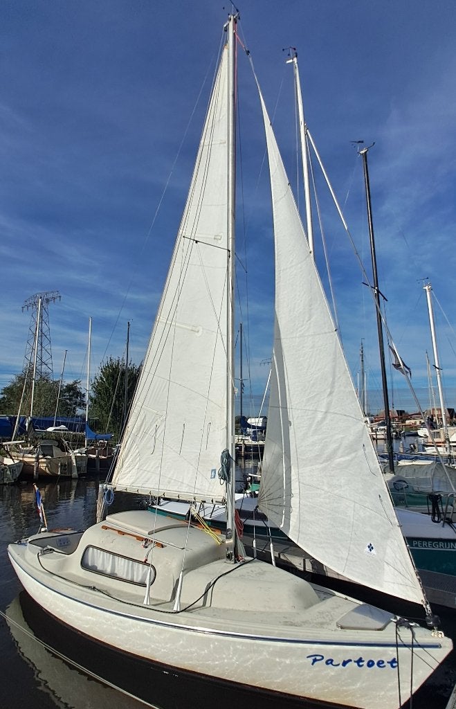 Dehler Varianta K4 - compacte en praktische kajuitzeilboot, Ophalen, 70 cm, Gebruikt, Tourjacht of cruiser