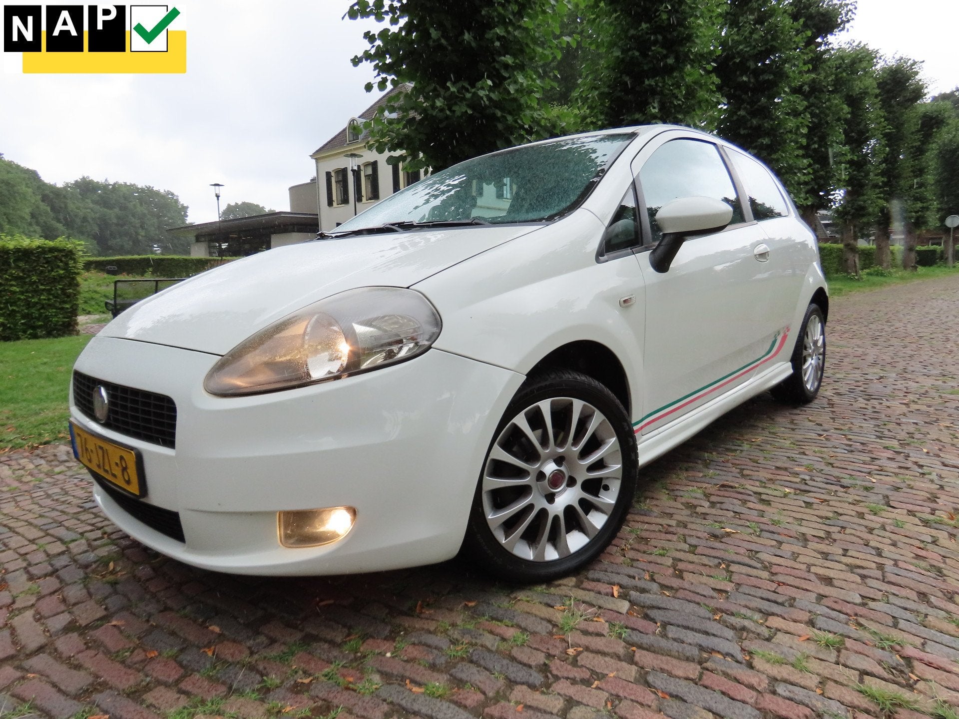 Fiat Grande Punto 1.4 NeroBianco Airco Cruiseontrol Lm Velge, 4 cilinders, 400 kg, Grande Punto, Wit