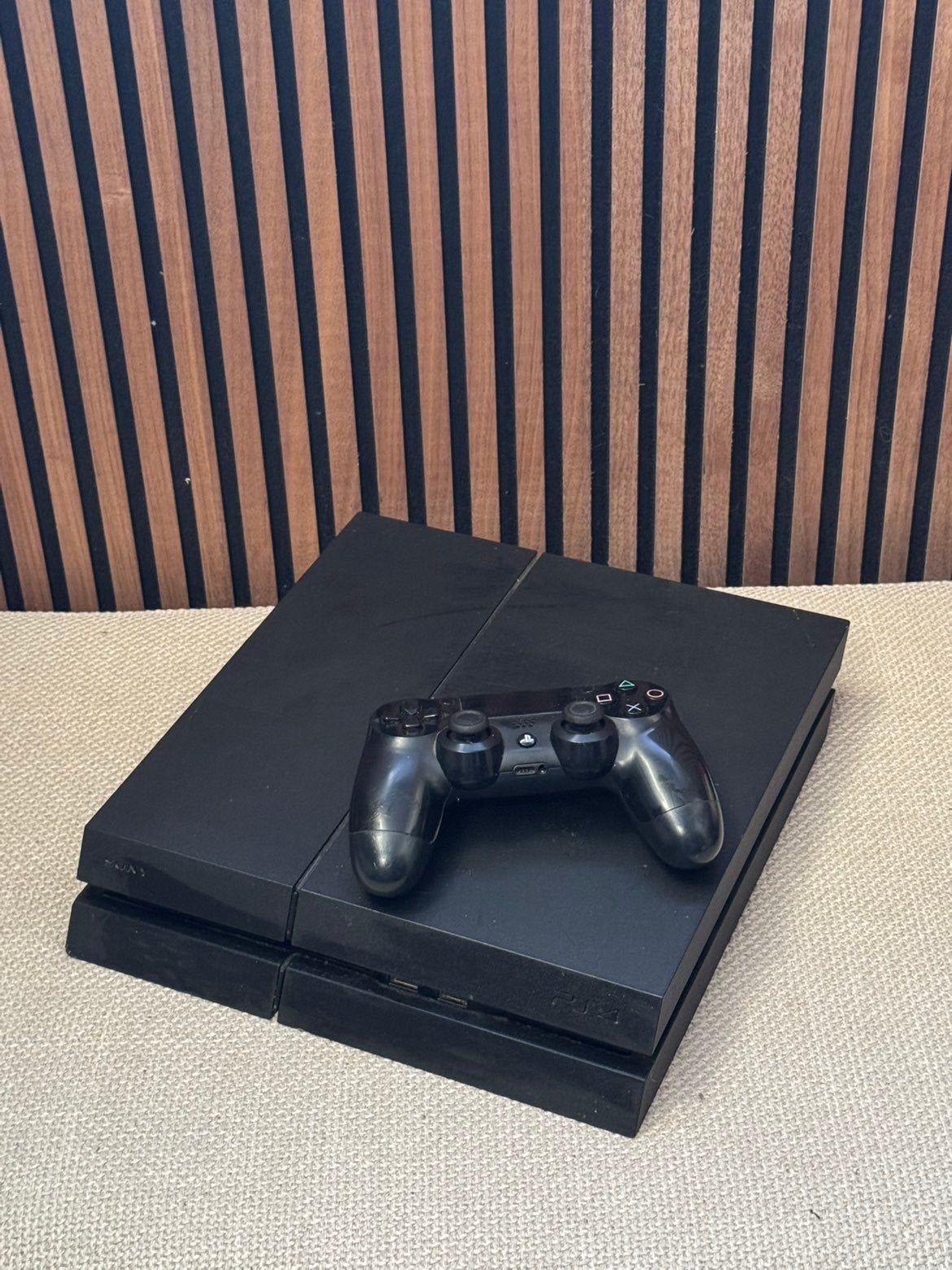 PlayStation 4 500GB controller+ red dead, 500 GB, Ophalen of Verzenden, Zo goed als nieuw, Met 1 controller