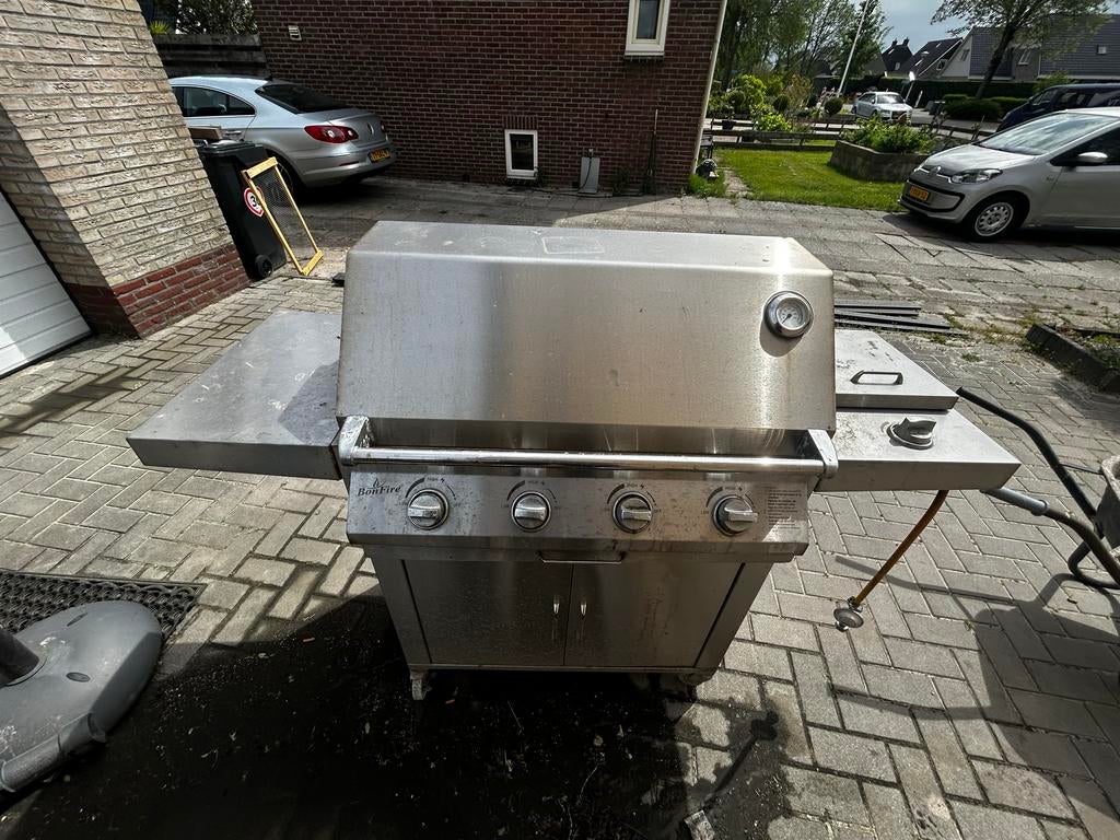 BonFire RVS Gasbarbecue met zijbrander, Ophalen, Gebruikt