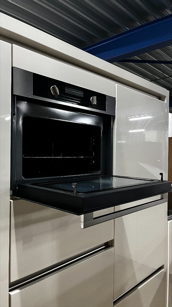 Keuken Compleet met APP 120Keukens op voorraad Nr. 2980, Ophalen of Verzenden, Zo goed als nieuw, Overige typen, Met kookeiland
