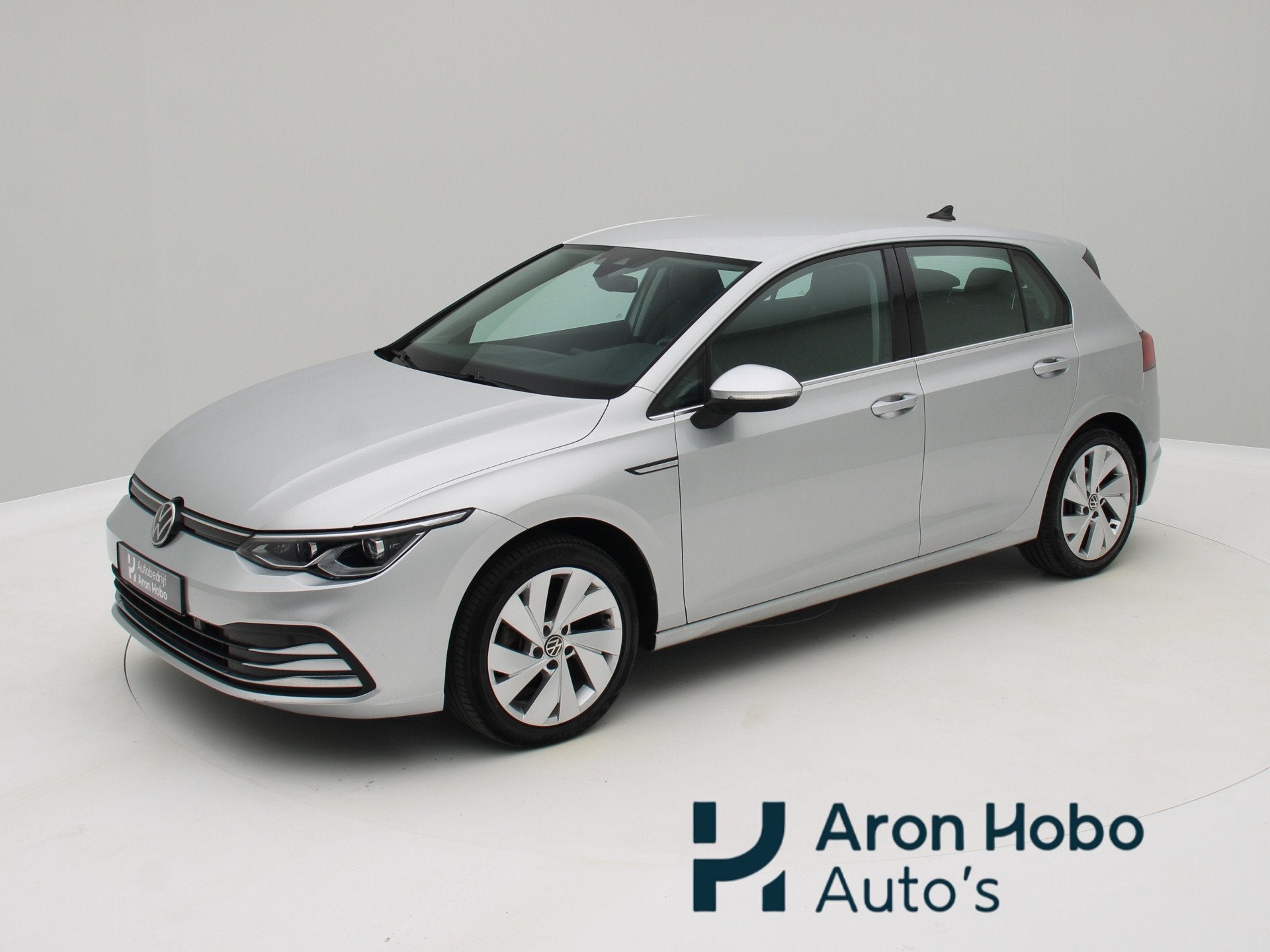 Volkswagen Golf 1.5 eTSI Style ACC, Led, Massage, Trekhaak, Stof, 4 cilinders, 150 pk, Bedrijf