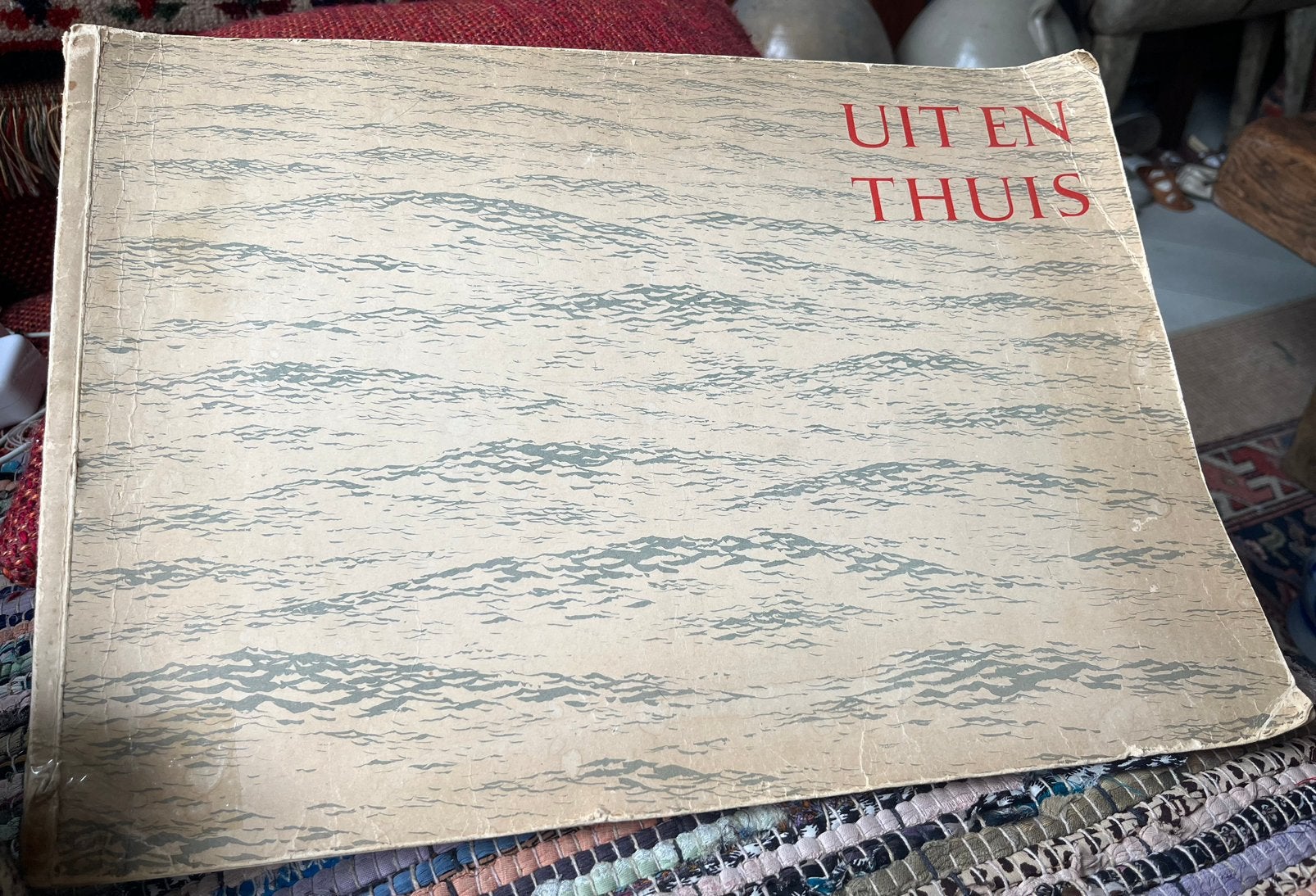 Antiek Reisschetsen van Jo Spier “Uit en Thuis”. 1935/1936, Boeken, Ophalen of Verzenden, Gelezen, Schilder- en Tekenkunst