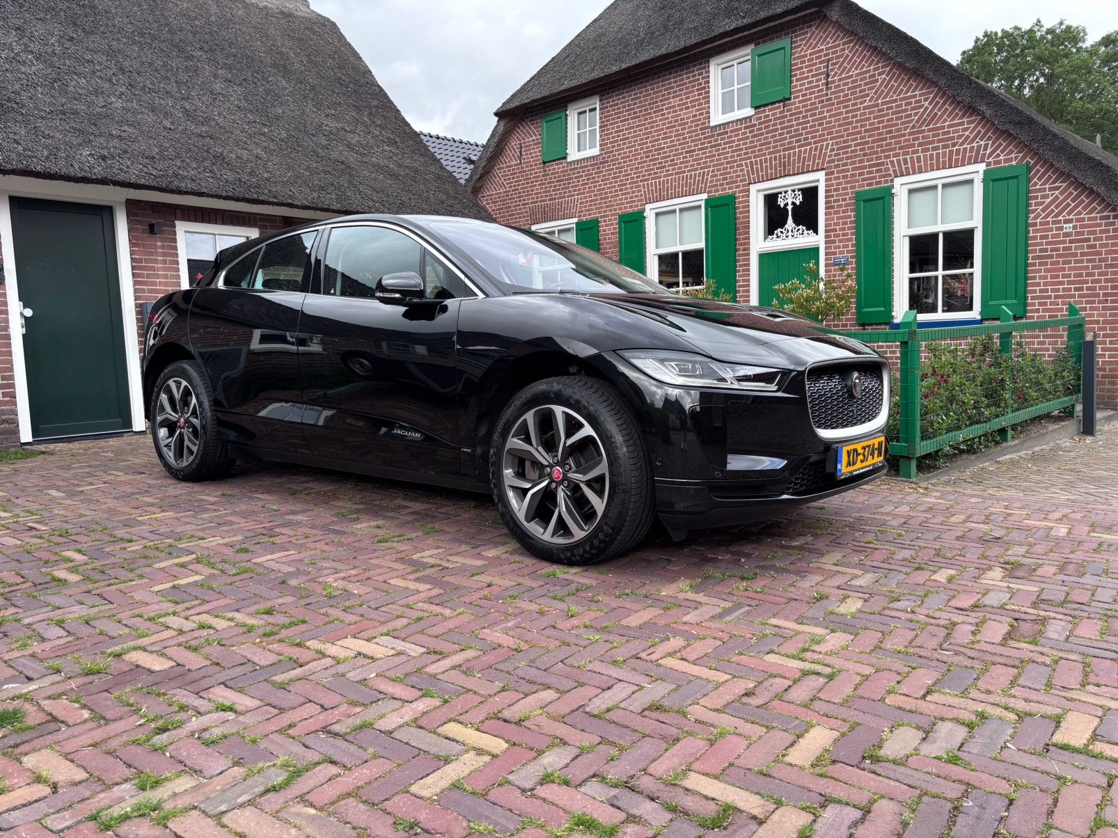 SOH 92,5 - Jaguar I-PACE Ev400 HSE 400pk AWD INRUIL MOGELIJK, Auto's, Jaguar, 0 cilinders, I-PACE, 234 pk, Zwart