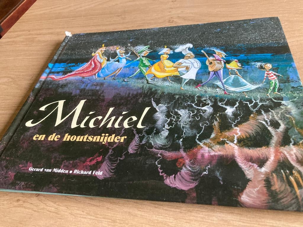 Boek Gerard van Midden, Ophalen of Verzenden, Gelezen, Fictie algemeen