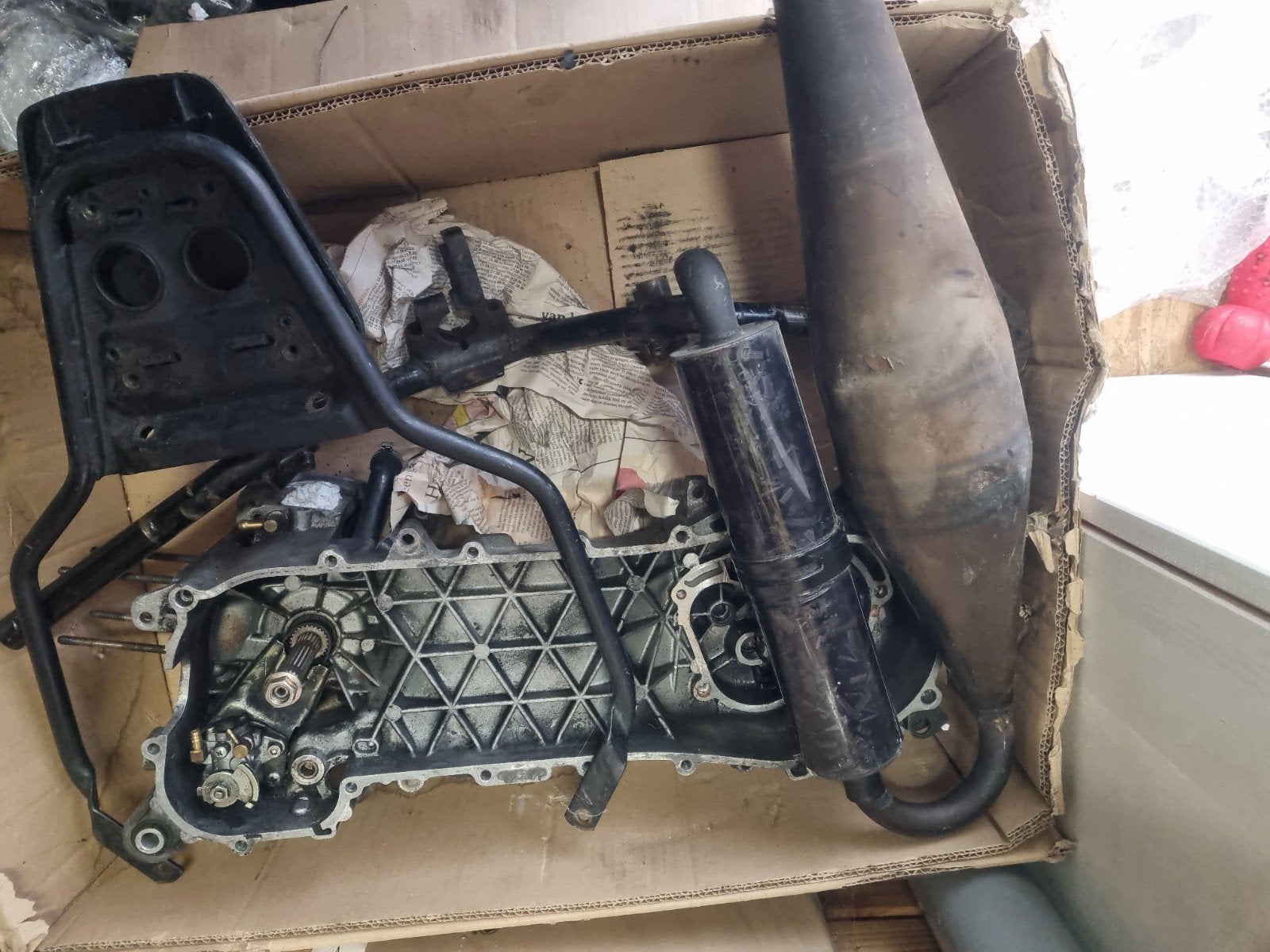 scooteronderdelen, Ophalen of Verzenden, Gebruikt, Goederen